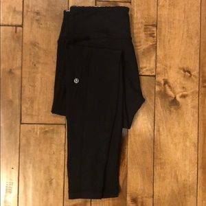 Lululemon Wunder Under Leggings- Size 10